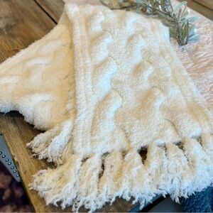 Barefoot Dreams Cozychic White  Cable Knit Scarf